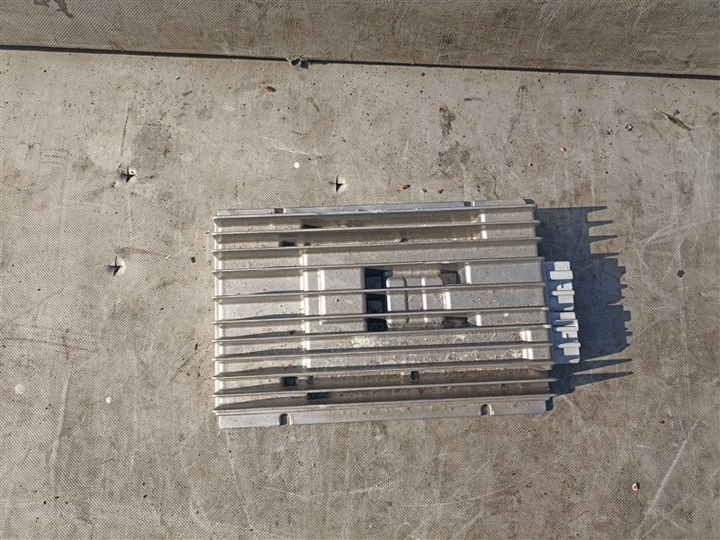 Усилитель звука VOLKSWAGEN PASSAT CC 358 (б/у)