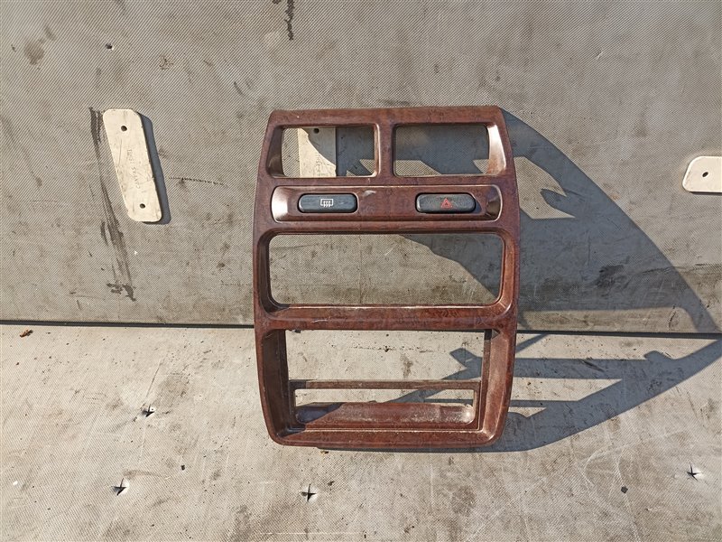 Консоль магнитофона MITSUBISHI PAJERO JUNIOR H57A (б/у)