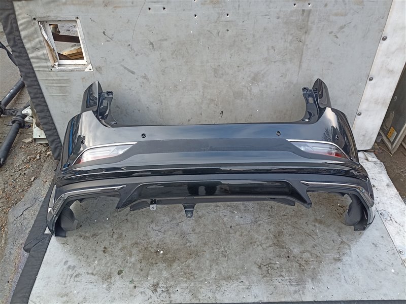Бампер TOYOTA HARRIER AXUH80 задний (б/у)