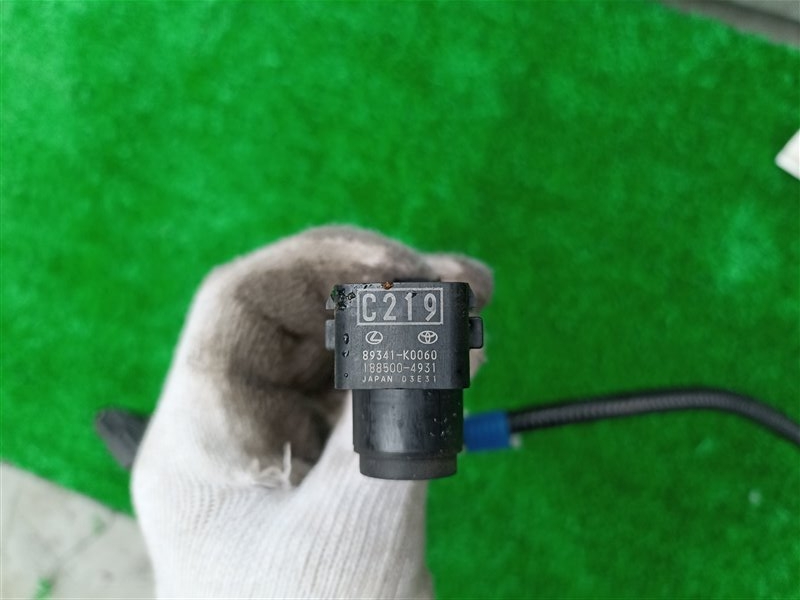 Датчик парктроника TOYOTA HARRIER AXUH80 задний (б/у) Датчик парктроника TOYOTA HARRIER AXUH80 задний (б/у)