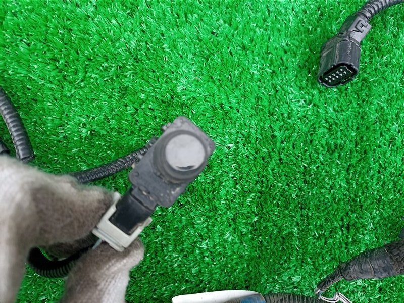 Датчик парктроника TOYOTA HARRIER AXUH80 задний (б/у) Датчик парктроника TOYOTA HARRIER AXUH80 задний (б/у)