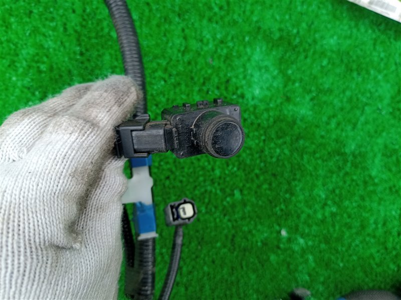 Датчик парктроника TOYOTA HARRIER AXUH80 задний (б/у) Датчик парктроника TOYOTA HARRIER AXUH80 задний (б/у)