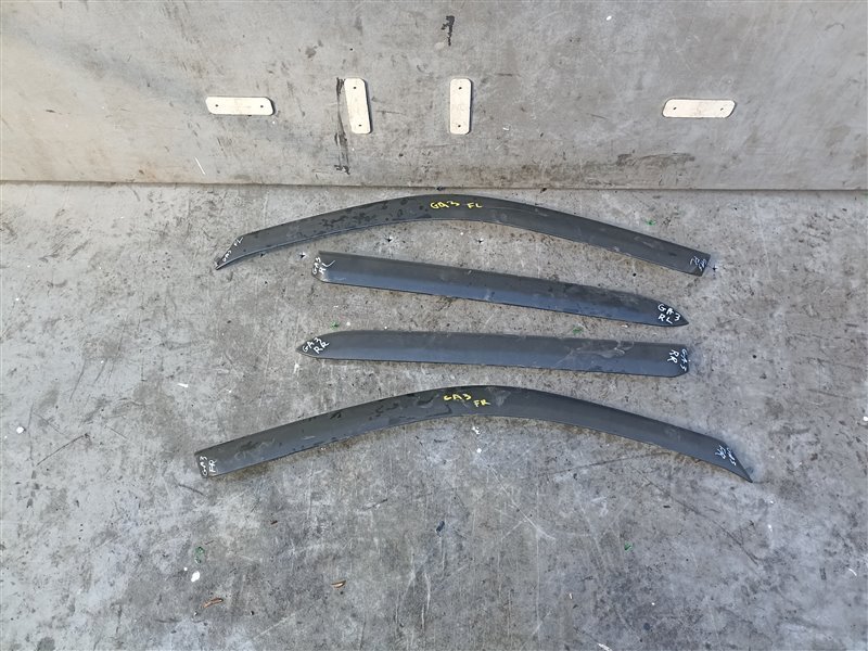 Ветровики комплект HONDA LOGO GA3 (б/у)