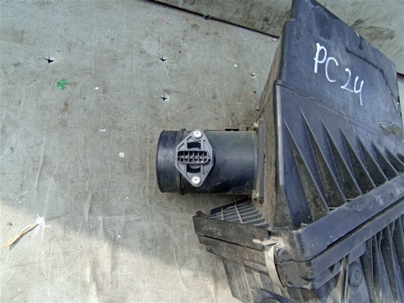 Расходомер воздушный NISSAN SERENA PC24 SR20DE (б/у) Расходомер воздушный NISSAN SERENA PC24 SR20DE (б/у)