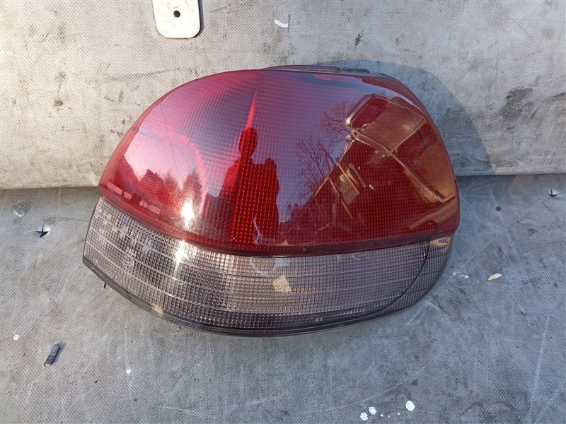 Стоп-сигнал SUBARU LEGACY BG5 правый (б/у)
