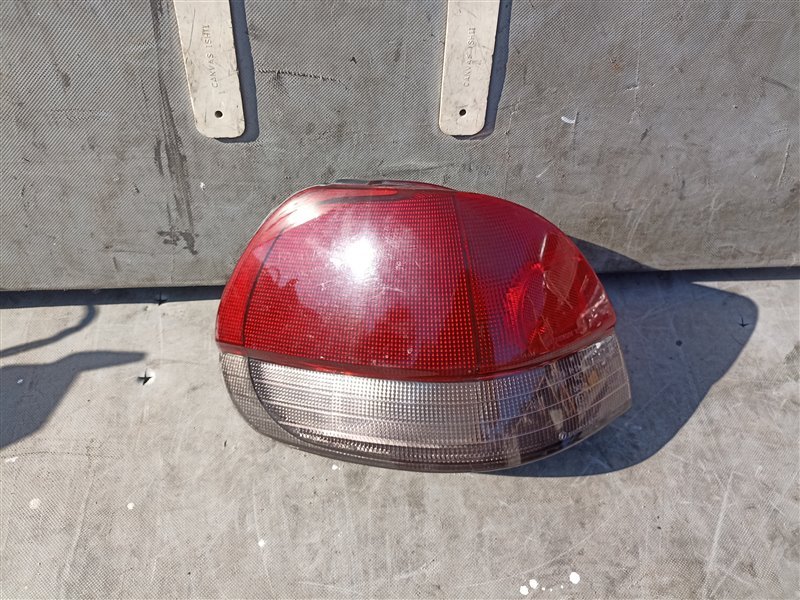 Стоп-сигнал SUBARU LEGACY BG5 левый (б/у)