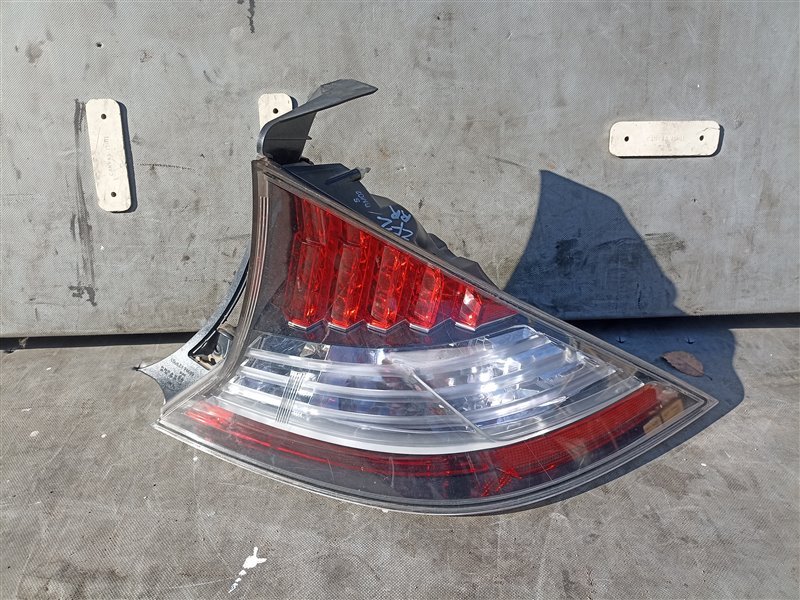 Стоп-сигнал HONDA CR-Z ZF2 правый (б/у)