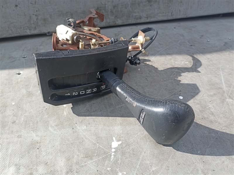 Селектор акпп NISSAN LARGO NW30 KA24DE (б/у)