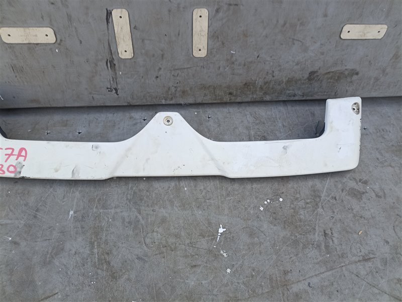 Спойлер MITSUBISHI PAJERO JUNIOR H57A (б/у)