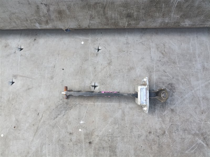 Ограничитель двери TOYOTA RUSH J200E задний левый (б/у)