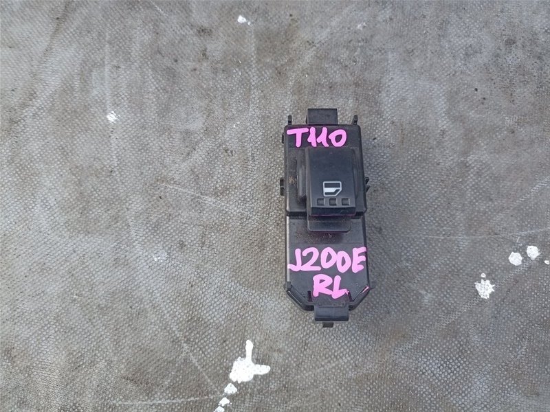 Блок управления стеклоподъемниками TOYOTA RUSH J200E задний левый (б/у)