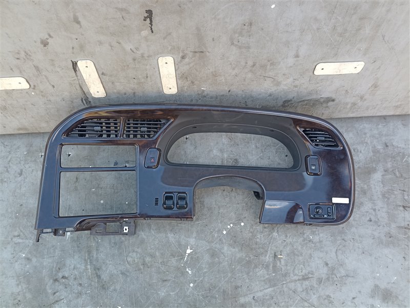 Консоль спидометра NISSAN LARGO W30 (б/у)