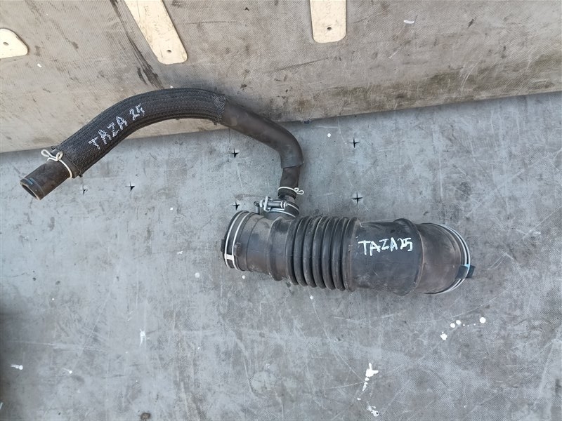 Патрубок воздушн.фильтра LEXUS NX350 TAZA25 T24A-FTS (б/у)