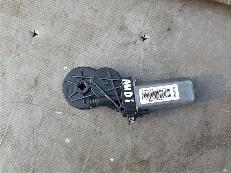 Мотор привода сиденья AUDI A6 C7 CHVA 09.2011 передний правый (б/у)