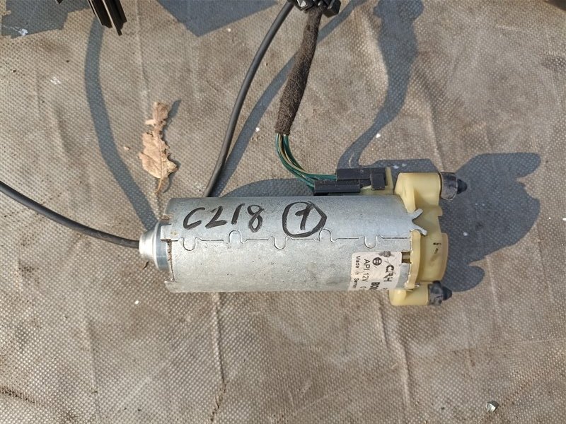 Мотор привода сиденья MERCEDES CLS350 C218 276.952 10.2011 передний правый (б/у)