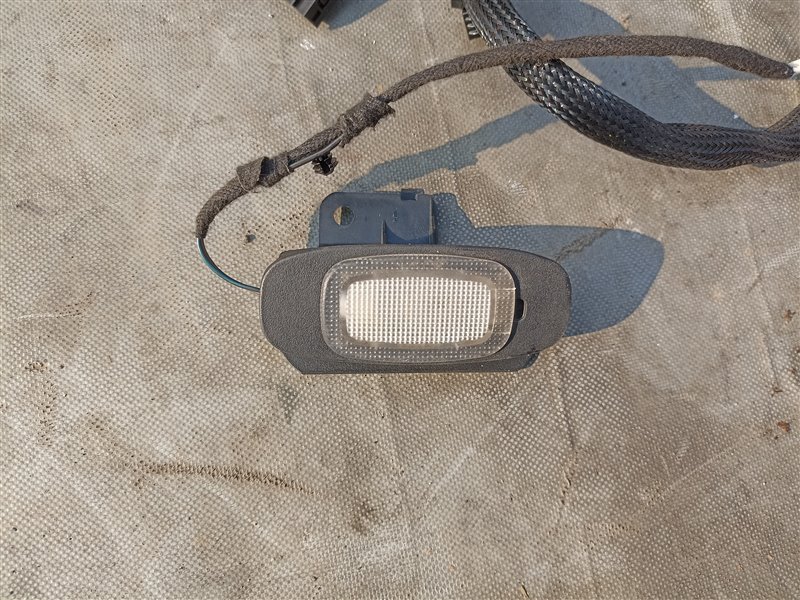 Светильник салона MERCEDES CLS350 C218 276.952 10.2011 передний (б/у)