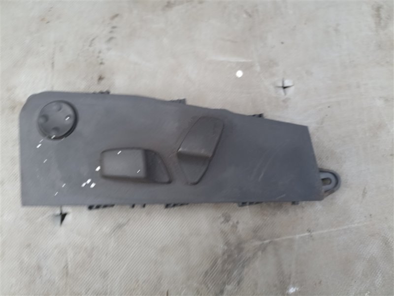 Кнопка управления сиденьем BMW X6M E71 S63B44A 09.2011 передняя левая (б/у)