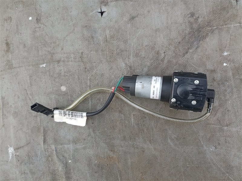 Компрессор подкачки сидений BMW X6M E71 S63B44A 09.2011 передний левый (б/у)