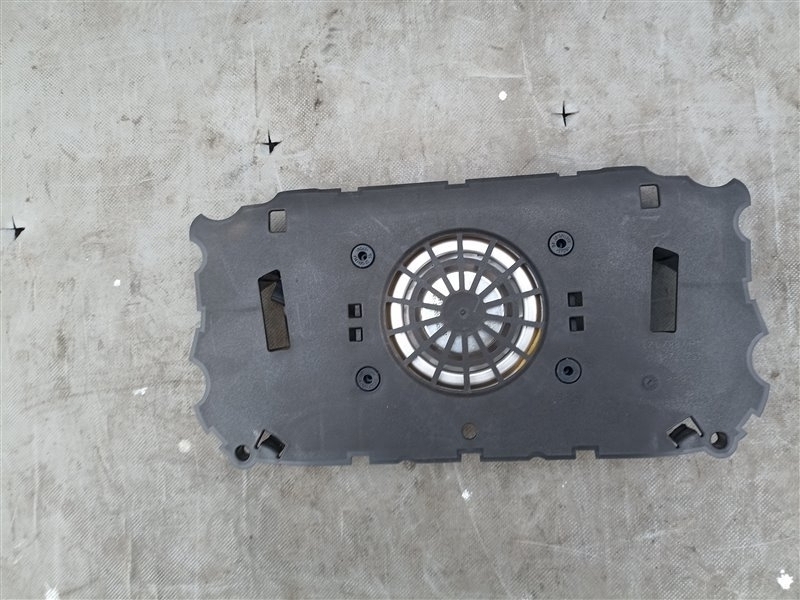 Вентилятор AUDI A8 D4 CDRA 12.2010 передний левый (б/у)