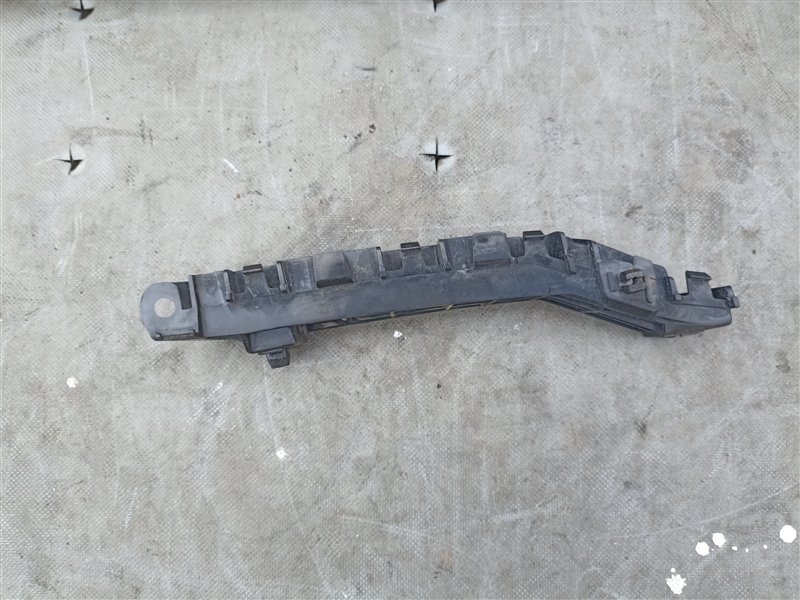 Крепление бампера MITSUBISHI DELICA D2 MB36S переднее левое (б/у)