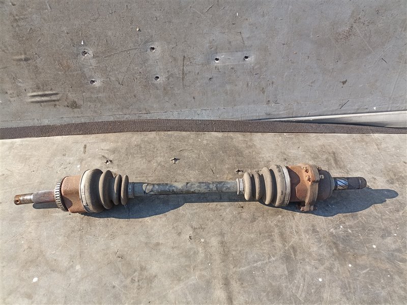 Привод NISSAN LARGO NW30 KA24DE задний правый (б/у)