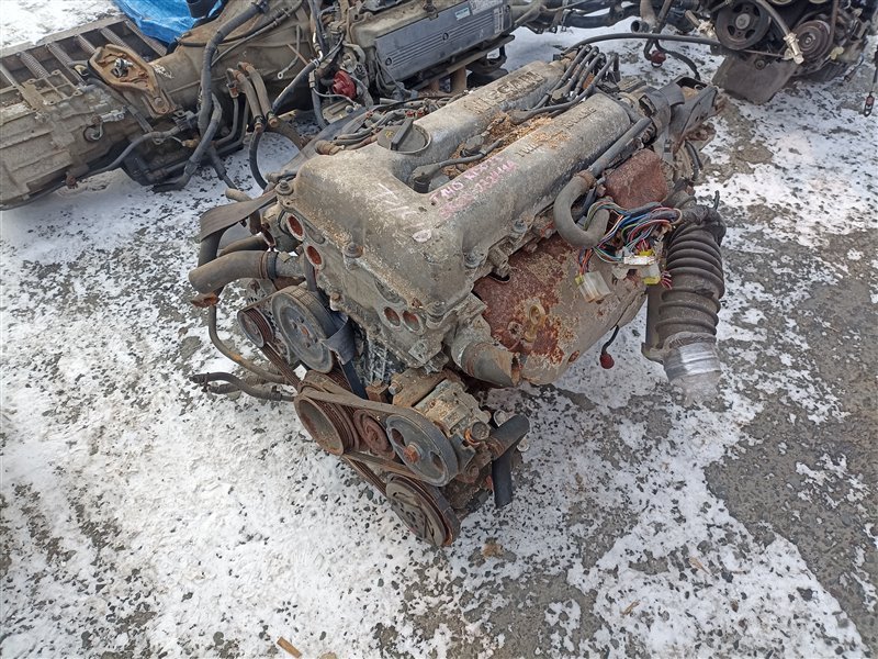 Двигатель NISSAN SERENA KBC23 SR20DE 232411A (б/у)