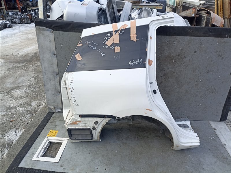 Крыло TOYOTA WISH ZNE10 заднее правое (б/у)