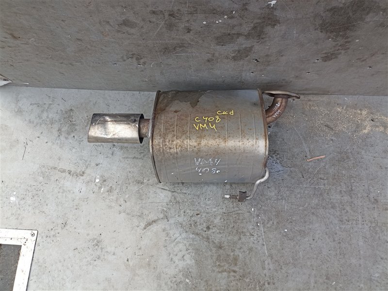 Глушитель SUBARU LEVORG VM4 FB16T левый (б/у)