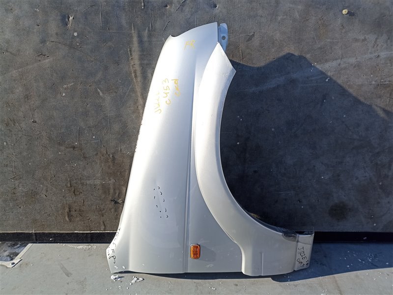 Крыло TOYOTA CAMI J102E переднее правое (б/у)