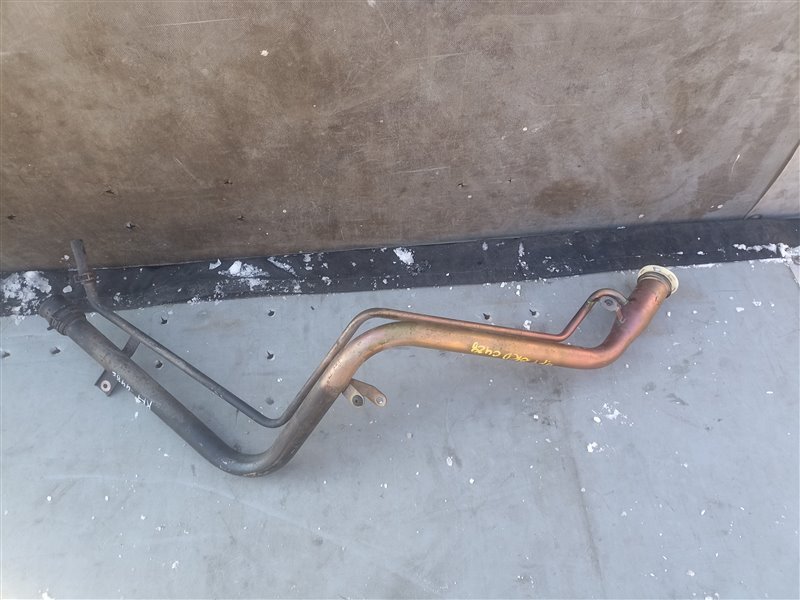 Горловина топливного бака HONDA STEPWGN RF1 (б/у)