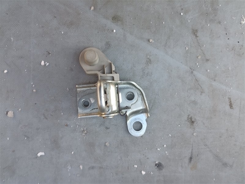 Замок спинки сиденья TOYOTA PORTE NNP10 задний левый (б/у)