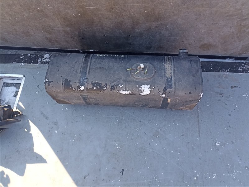 Бензобак MAZDA BONGO SE58T D5 (б/у)