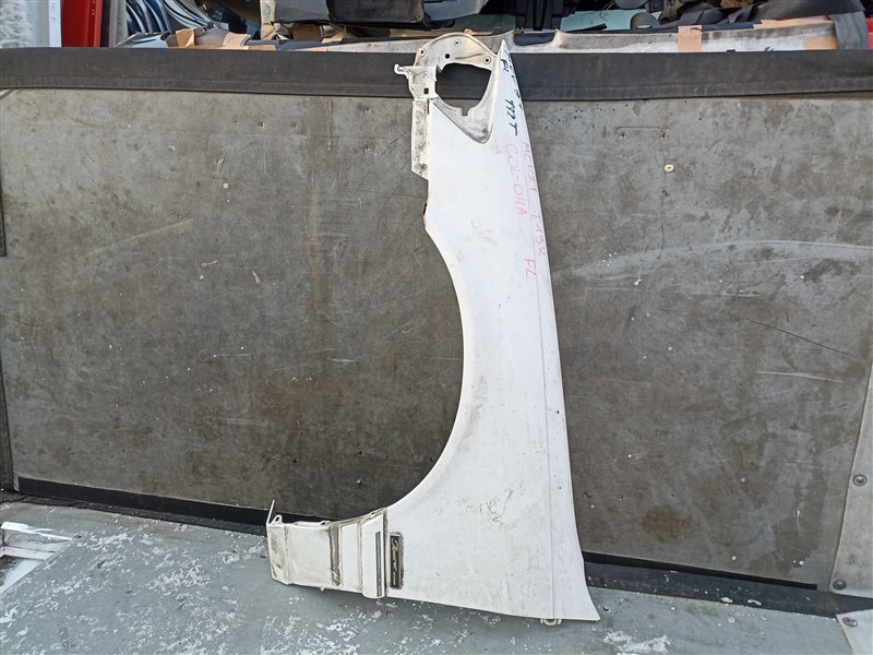 Крыло TOYOTA MARK II QUALIS MCV20 переднее левое (б/у)