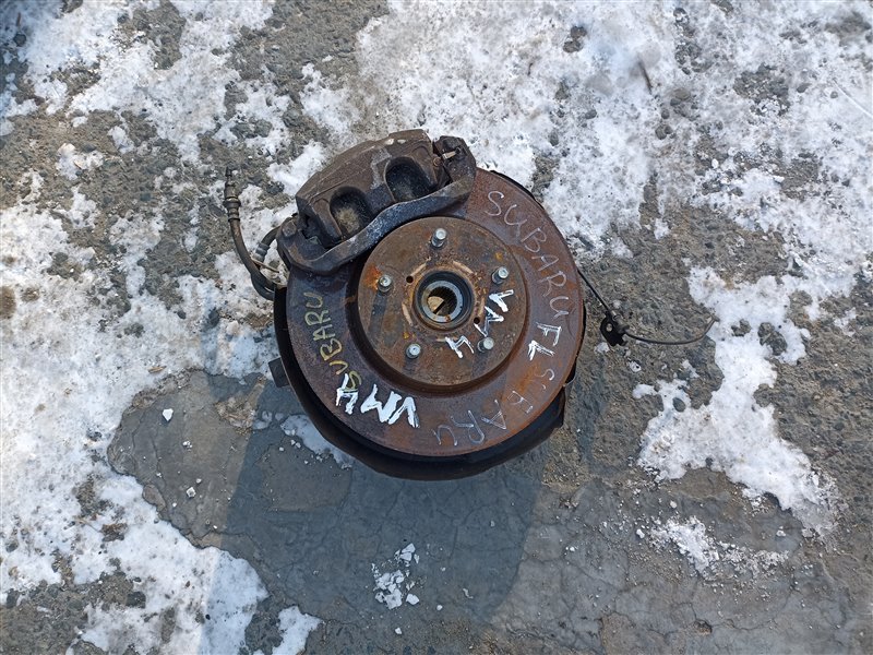 Ступица SUBARU LEVORG VM4 FB16T передняя левая (б/у)