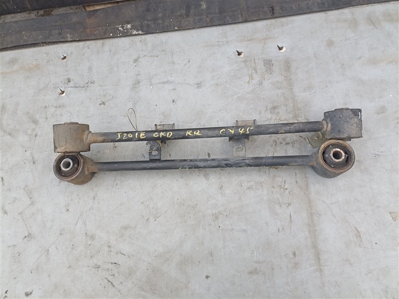 Тяга моста TOYOTA RUSH J200E задняя (б/у)