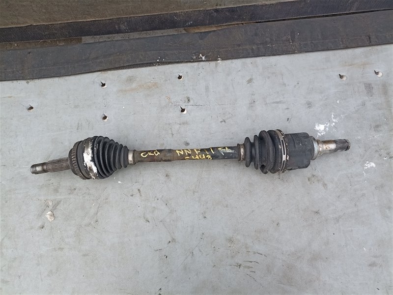 Привод TOYOTA PORTE NNP11 1NZ-FE передний левый (б/у)