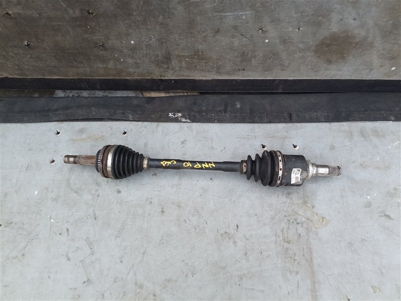 Привод TOYOTA PORTE NNP10 2NZ-FE передний левый (б/у)