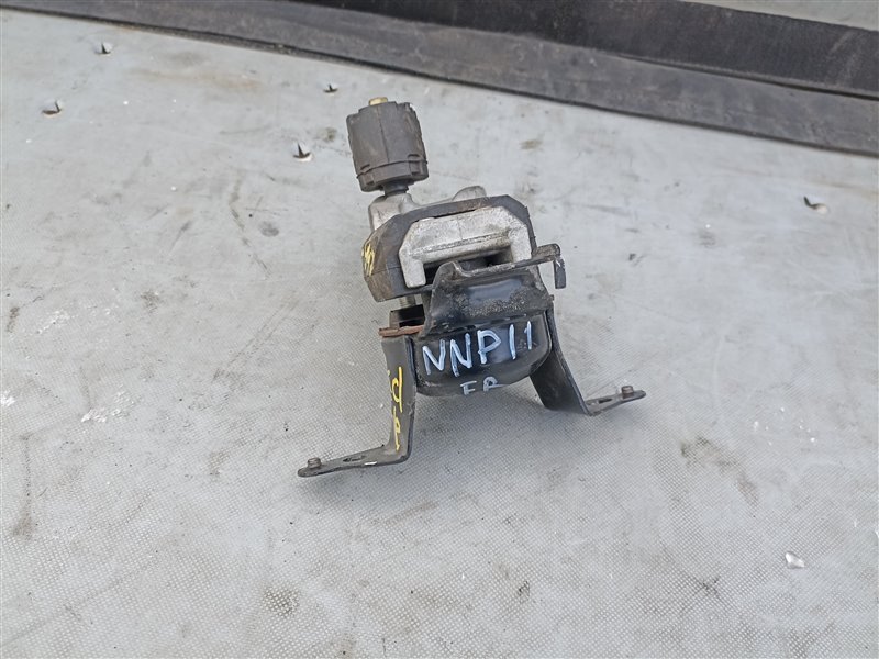 Подушка двигателя TOYOTA PORTE NNP10 2NZ-FE правая (б/у)