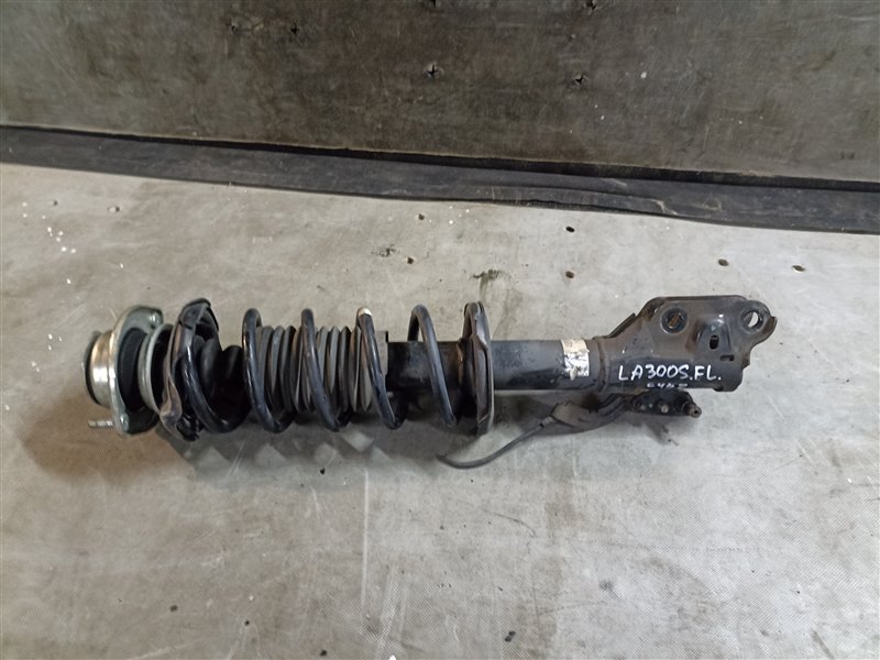 Стойка DAIHATSU MIRA E:S LA300S KF-VE передняя левая (б/у)