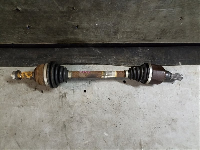 Привод PEUGEOT 308 T9 BH01 (10JBHY) передний левый (б/у)