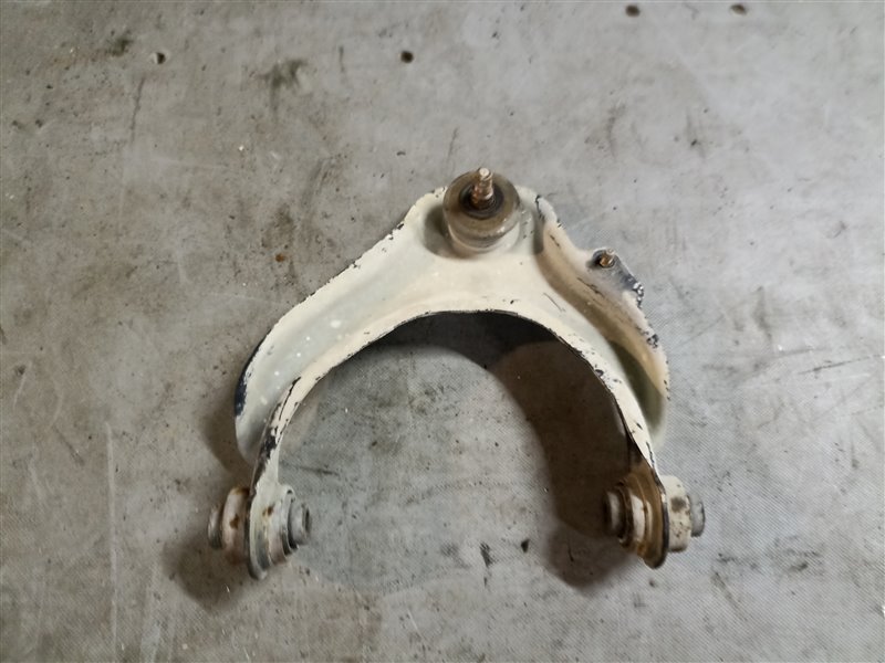 Рычаг верхний HONDA ACCORD CF6 передний левый (б/у)