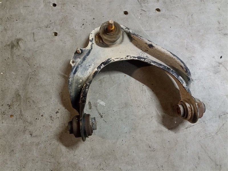 Рычаг верхний HONDA ACCORD CF6 передний правый (б/у)