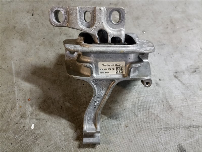 Подушка двигателя VOLKSWAGEN GOLF 7 VARIANT 5G5 CJZ(A) правая (б/у)
