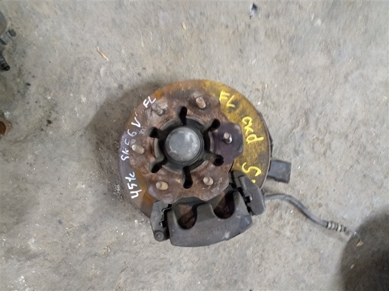 Ступица MAZDA BONGO BRAWNY SKE6V FE передняя левая (б/у)