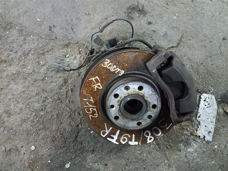 Ступица PEUGEOT 308 T9 BH01 (10JBHY) передняя правая (б/у)