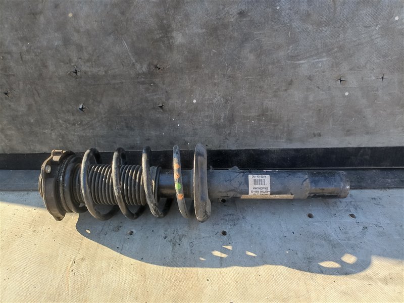 Стойка VOLKSWAGEN PASSAT VARIANT B7 CAX(A) передняя левая (б/у)