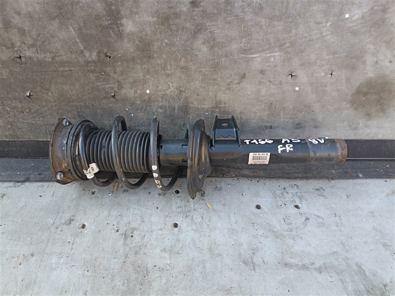 Стойка AUDI A3 8V CXS передняя правая (б/у)