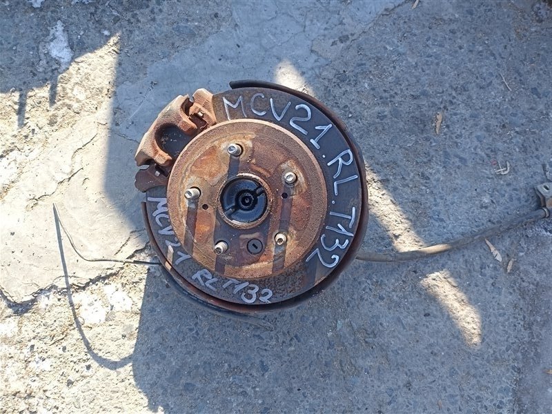 Ступица TOYOTA CAMRY GRACIA MCV21 2MZ-FE задняя левая (б/у)