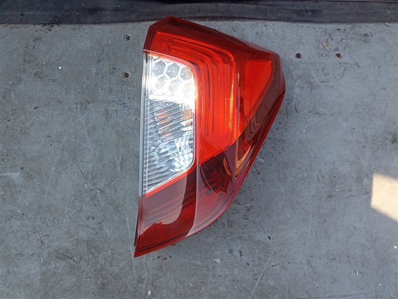 Стоп-сигнал HONDA FIT GK3 правый (б/у)