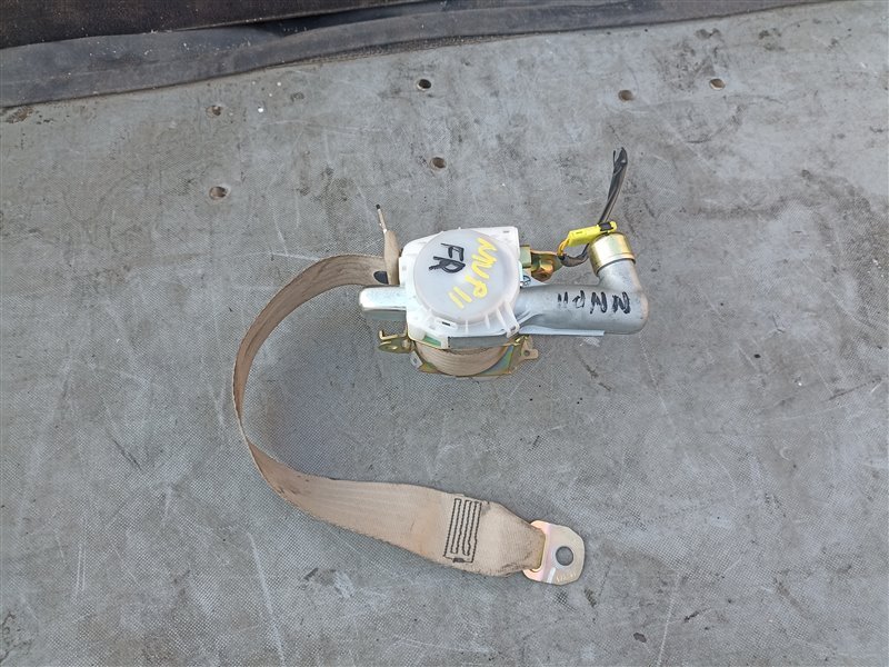 Пиропатрон TOYOTA PORTE NNP10 передний правый (б/у)